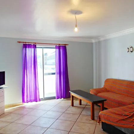 4 Bedroom In Center