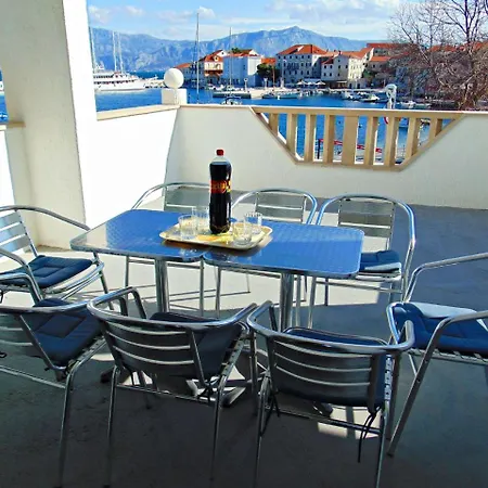4 Bedroom In Center Διαμέρισμα *