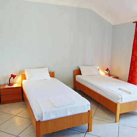 Διαμέρισμα 4 Bedroom In Center *