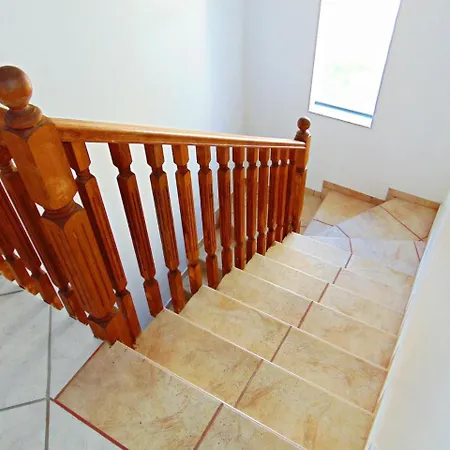 Διαμέρισμα 4 Bedroom In Center *