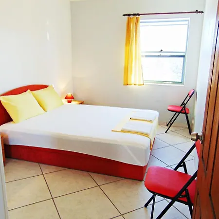 Διαμέρισμα 4 Bedroom In Center *